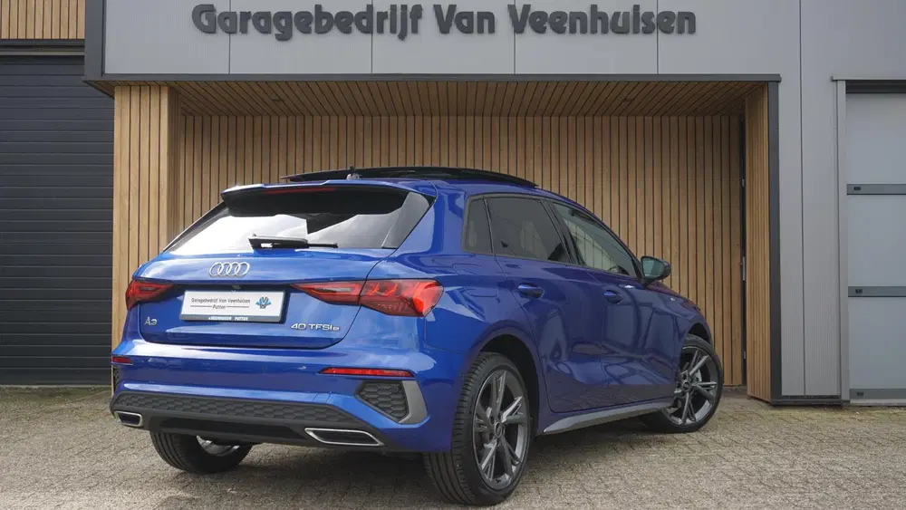 Audi A3 40 TFSIe 204PK 2x S-Line Pano.dak 18inch L uit 2023, foto 6