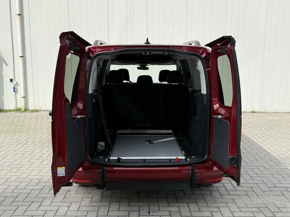 Volkswagen Caddy 1.5 TSI Rolstoelauto 5+1 uit 2022, foto 5
