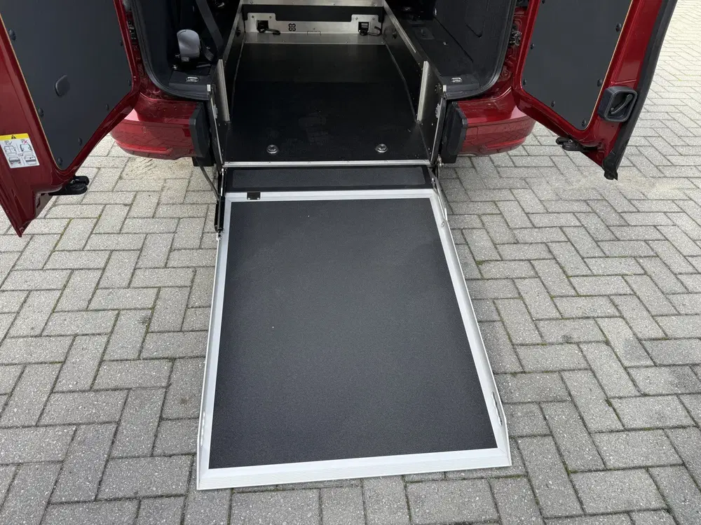 Volkswagen Caddy 1.5 TSI Rolstoelauto 5+1 uit 2022, foto 8
