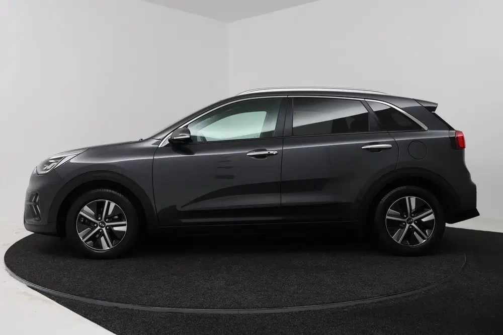 Kia Niro 1.6 GDi Hybrid ExecutiveLine (STOEL uit 2020, foto 2