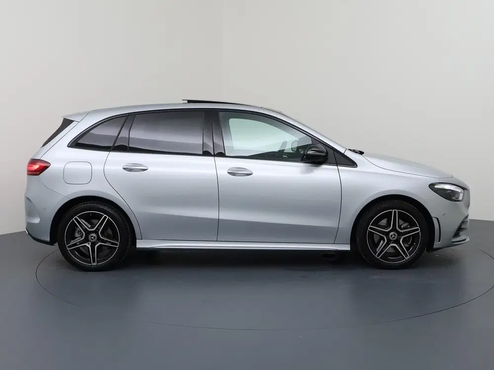Mercedes-Benz B-Klasse 250e Business Solution AMG uit 2026, foto 6