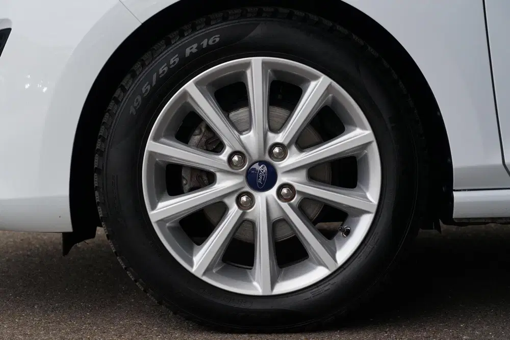 Ford Fiesta 1.0 EcoBoost Titanium NL uit 2020, foto 3