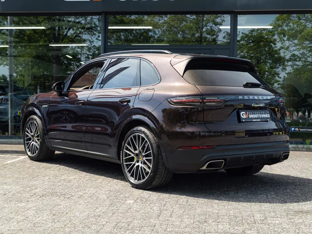 Porsche Cayenne 3.0 E-Hybrid uit 2021, foto 11