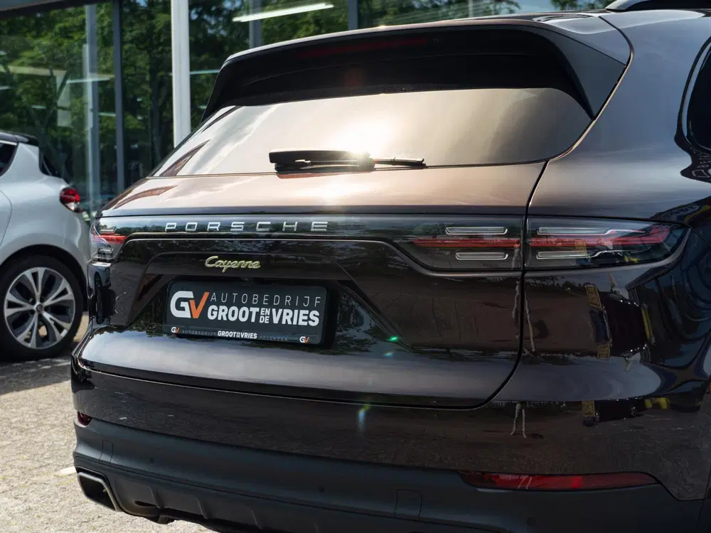 Porsche Cayenne 3.0 E-Hybrid uit 2021, foto 13