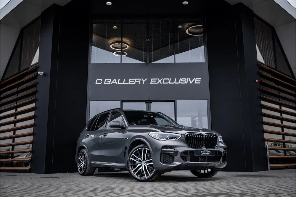 BMW X5 xDrive45e High Executive uit 2022