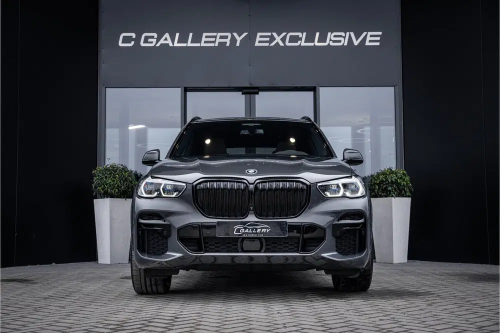 BMW X5 xDrive45e High Executive uit 2022, foto 2
