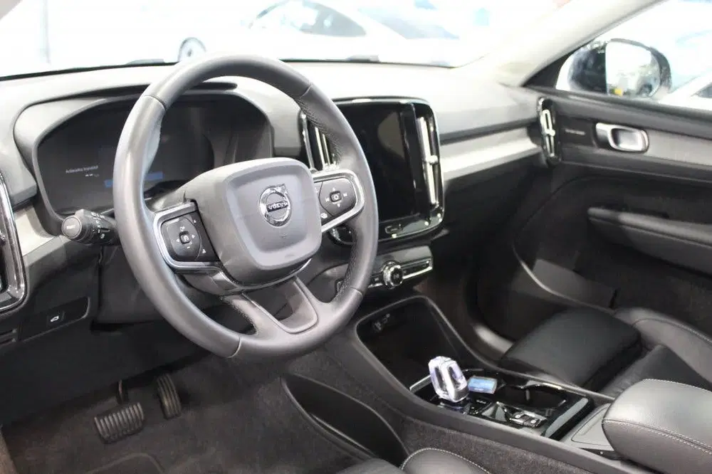 Volvo XC40 2.0 B3 Ultimate Dark uit 2023, foto 10