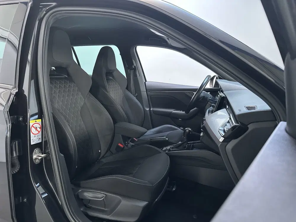 Skoda Kamiq 1.0 TSI 116pk DSG Sport Business Stoelverw uit 2020, foto 7