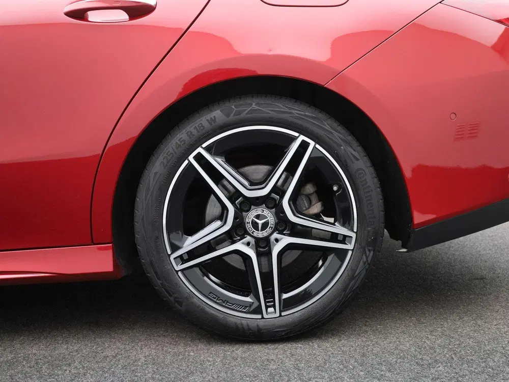 Mercedes-Benz CLA 200 Business Solution AMG uit 2022, foto 13