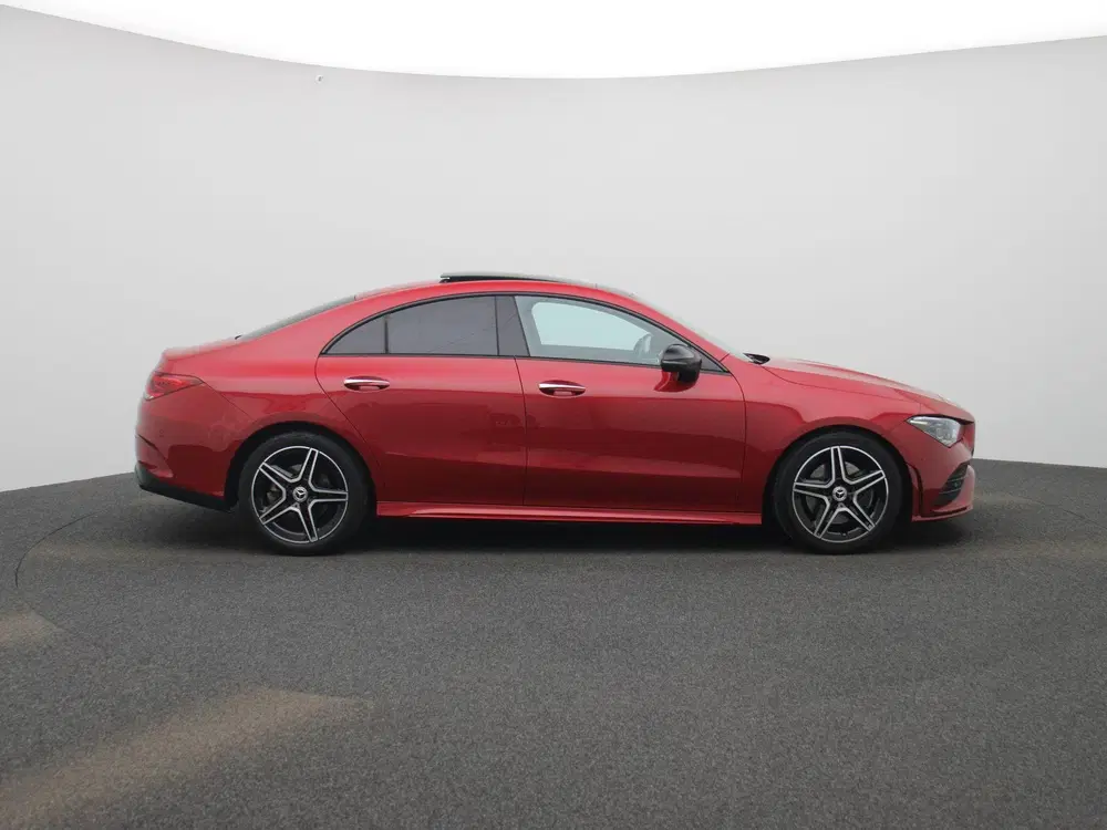 Mercedes-Benz CLA 200 Business Solution AMG uit 2022, foto 6