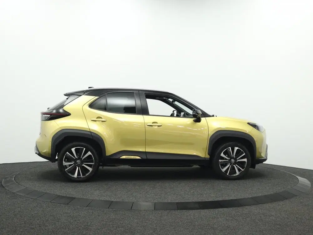 Toyota Yaris Cross 1.5 Hybrid AWD uit 2022, foto 15