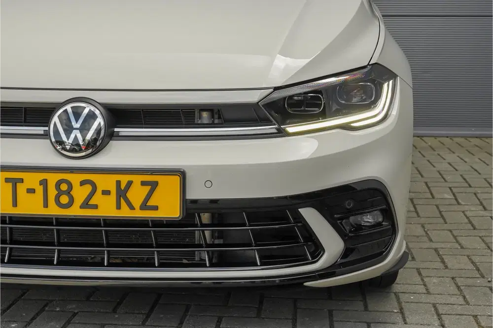 Volkswagen Polo 1.0 TSI R-Line Pano ACC Camera Virtual Das uit 2023, foto 15