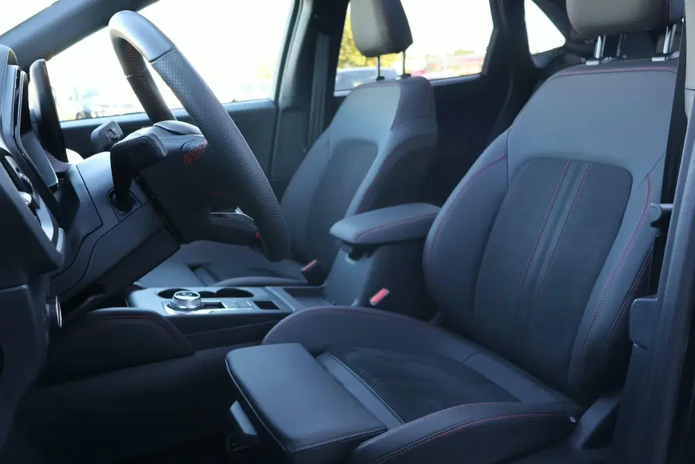Ford Kuga 2.5 PHEV ST-Line X uit 2026, foto 9