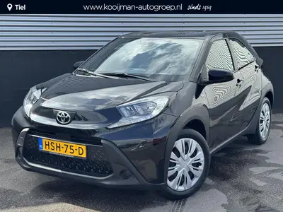 Toyota Aygo X 1.0 VVT-i MT Play Apple Carplay en uit 2025