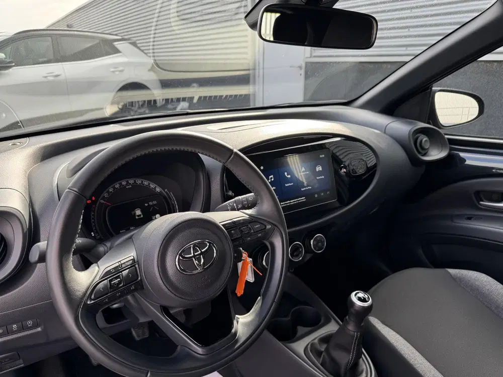 Toyota Aygo X 1.0 VVT-i MT Play Apple Carplay en uit 2025, foto 8