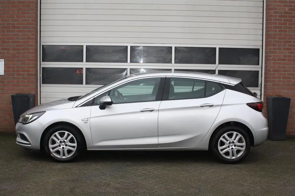 Opel Astra 1.6 CDTI 120 Jaar Edition Garantie Airco 5 uit 2019, foto 5