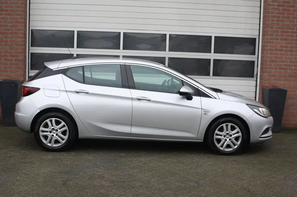 Opel Astra 1.6 CDTI 120 Jaar Edition Garantie Airco 5 uit 2019, foto 8