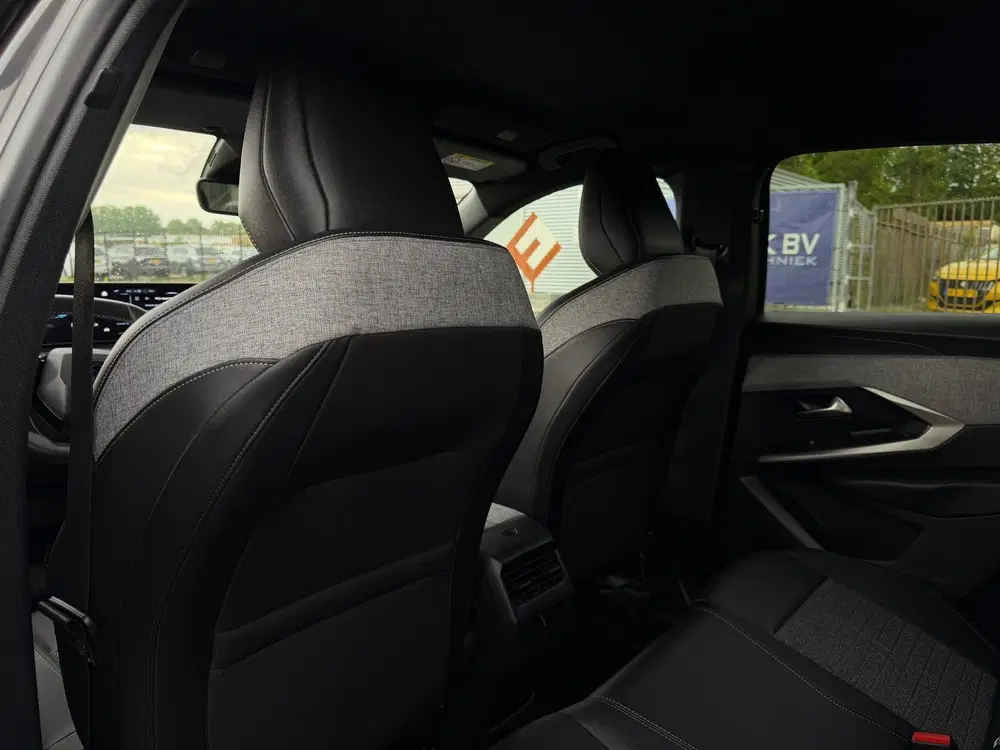 Peugeot 3008 1.2 Hybrid 136 Allure Leder uit 2025, foto 8