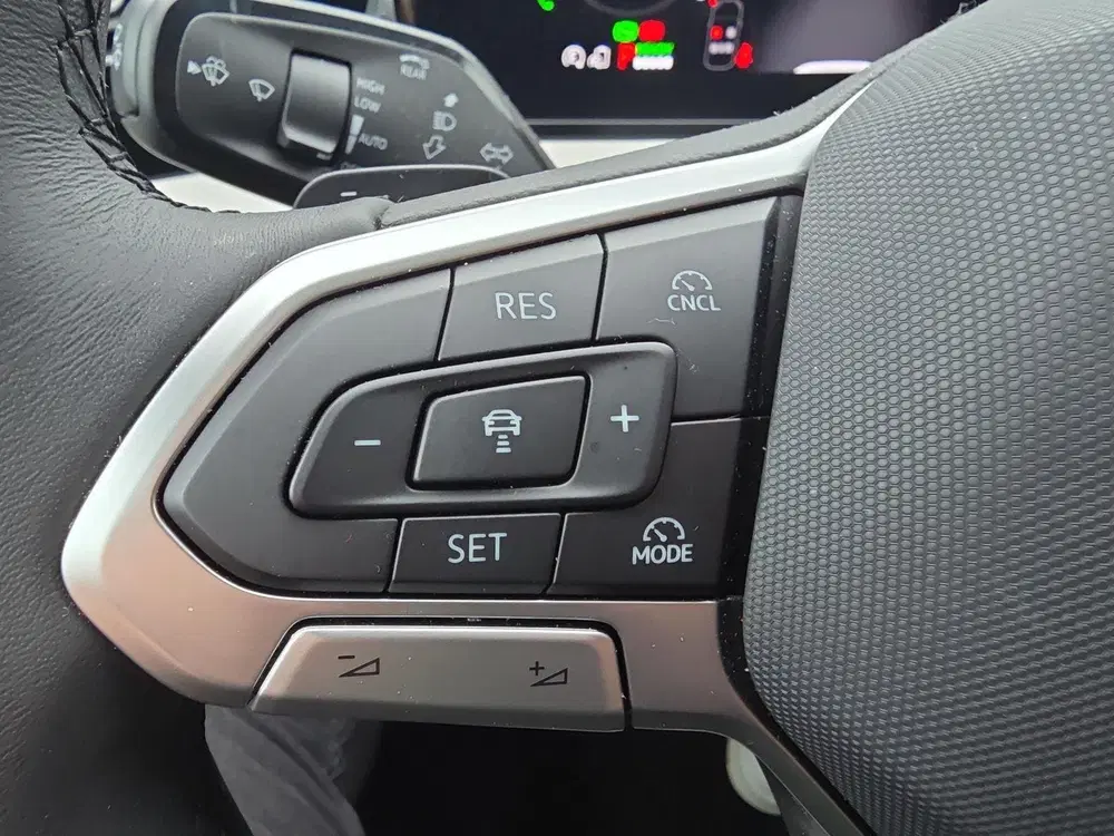 Volkswagen Tiguan 1.5 eHybrid Elegance uit 2025, foto 9