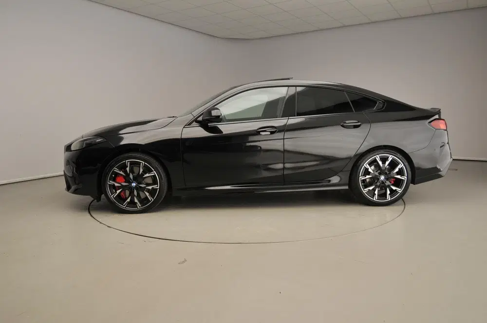 BMW 2-serie Gran Coupé 220 uit 2026, foto 2