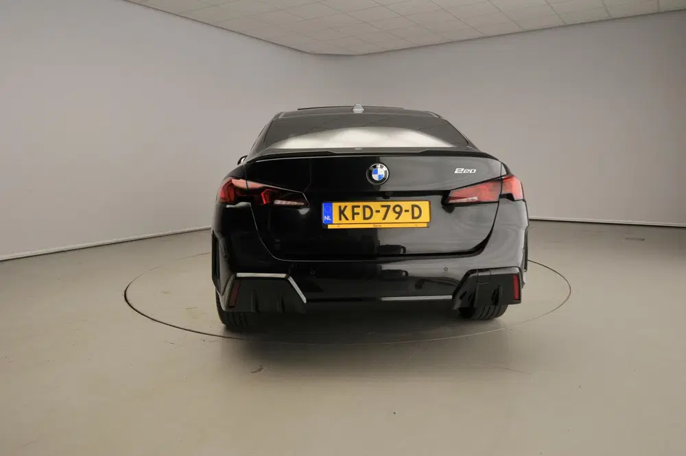 BMW 2-serie Gran Coupé 220 uit 2026, foto 3