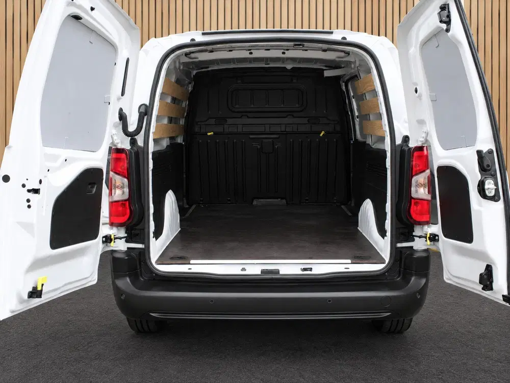 Citroën Berlingo Citroen Berlingo 1.5 BlueHDi 100 S&S L2 uit 2024, foto 8