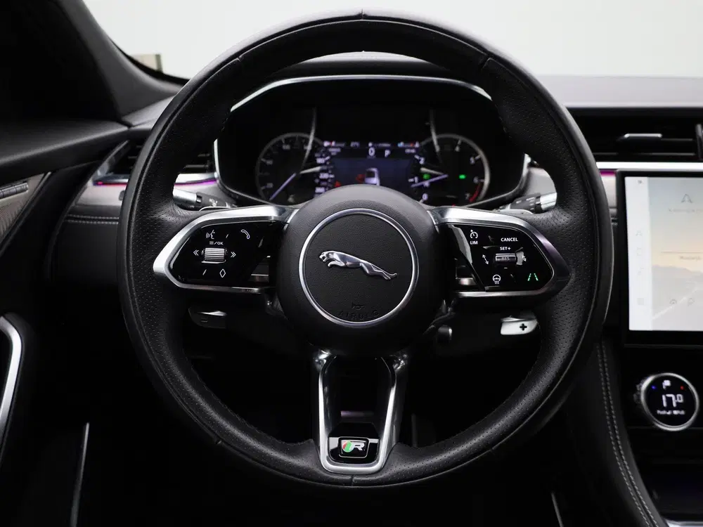 Jaguar F-Pace 2.0 P250 R-Dynamic SE uit 2022, foto 7