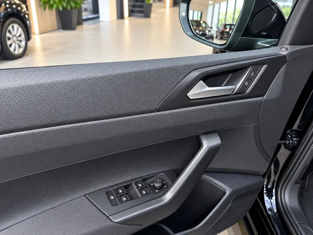 Volkswagen Taigo 1.0 TSI Life Virtual Cockpit uit 2023, foto 14