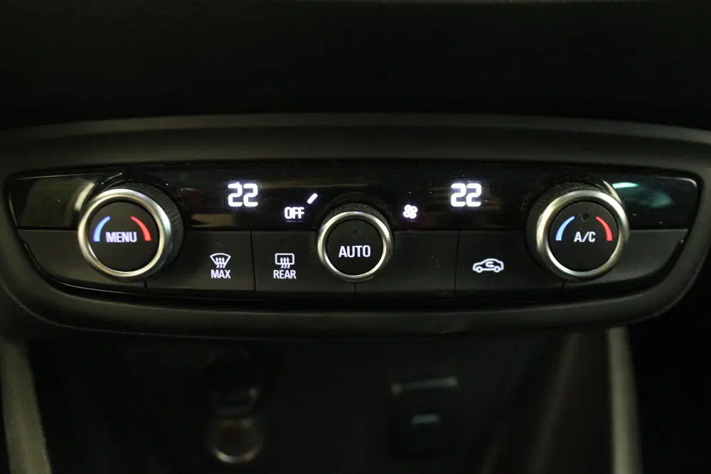 Opel Crossland 1.2 Turbo Elegance (bj 2023) uit 2023, foto 12