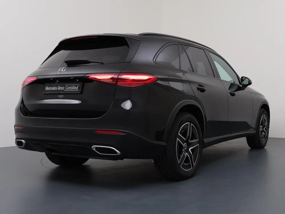 Mercedes-Benz GLC 300e 4MATIC Luxury Line uit 2023, foto 2