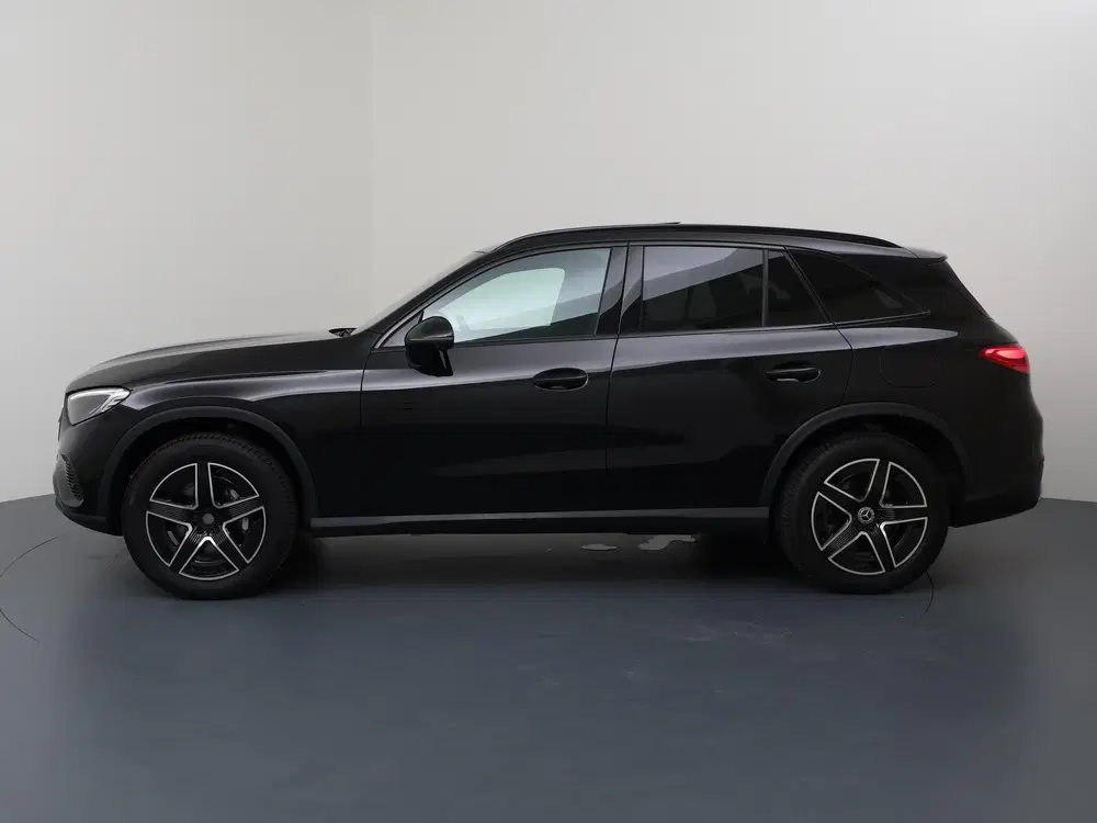 Mercedes-Benz GLC 300e 4MATIC Luxury Line uit 2023, foto 5
