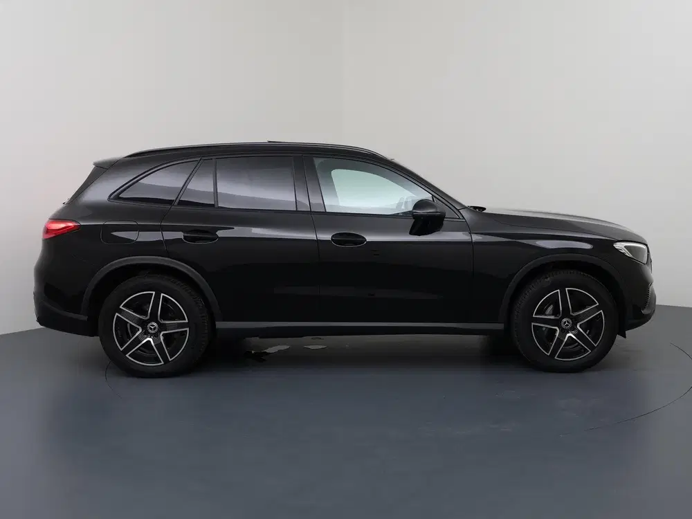 Mercedes-Benz GLC 300e 4MATIC Luxury Line uit 2023, foto 6