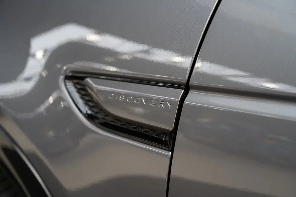 Land Rover Discovery Sport 1.5 P270e Dynamic SE Full Options uit 2025, foto 11