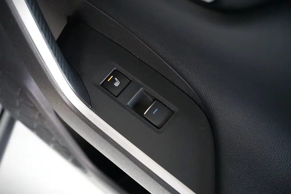 Toyota RAV 4 2.5 Plug-in Hybrid AWD Dynamic uit 2020, foto 15
