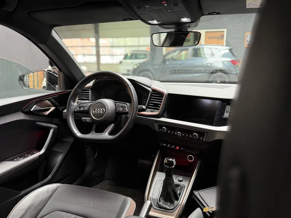 Audi A1 Sportback 40 TFSI uit 2019, foto 10