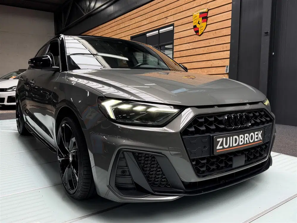 Audi A1 Sportback 40 TFSI uit 2019, foto 8