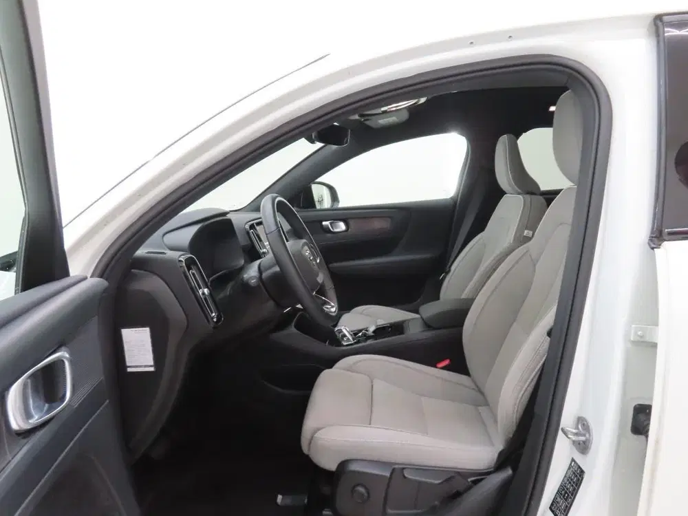Volvo C40 Recharge Core 69 kWh uit 2022, foto 4