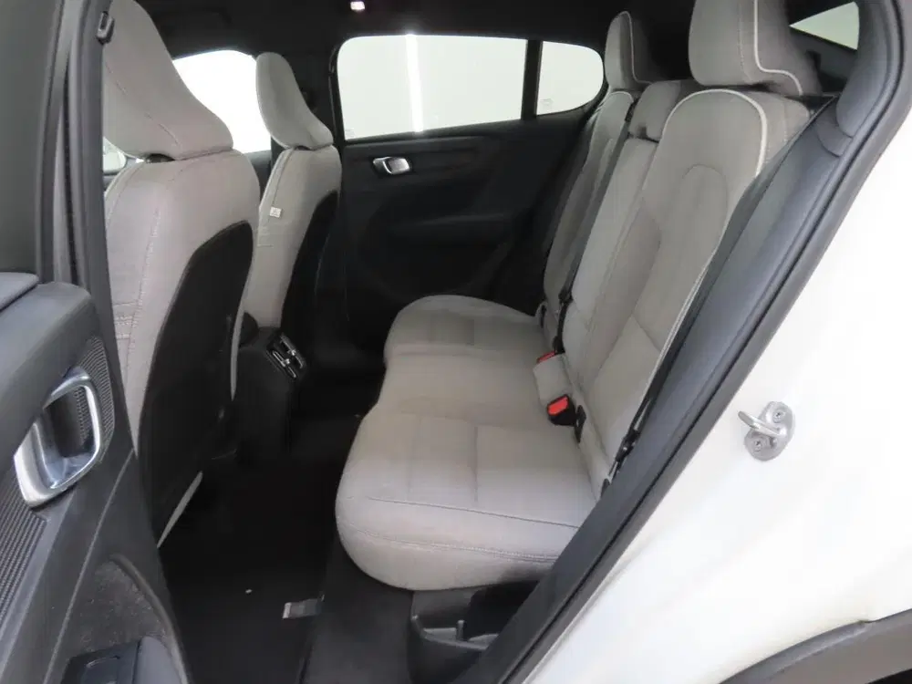 Volvo C40 Recharge Core 69 kWh uit 2022, foto 5