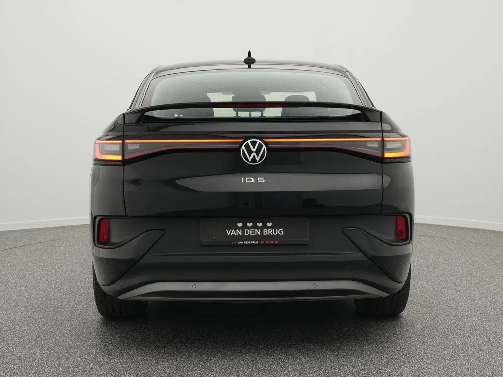 Volkswagen ID.5 Pro 77kWh 204pk uit 2023, foto 6