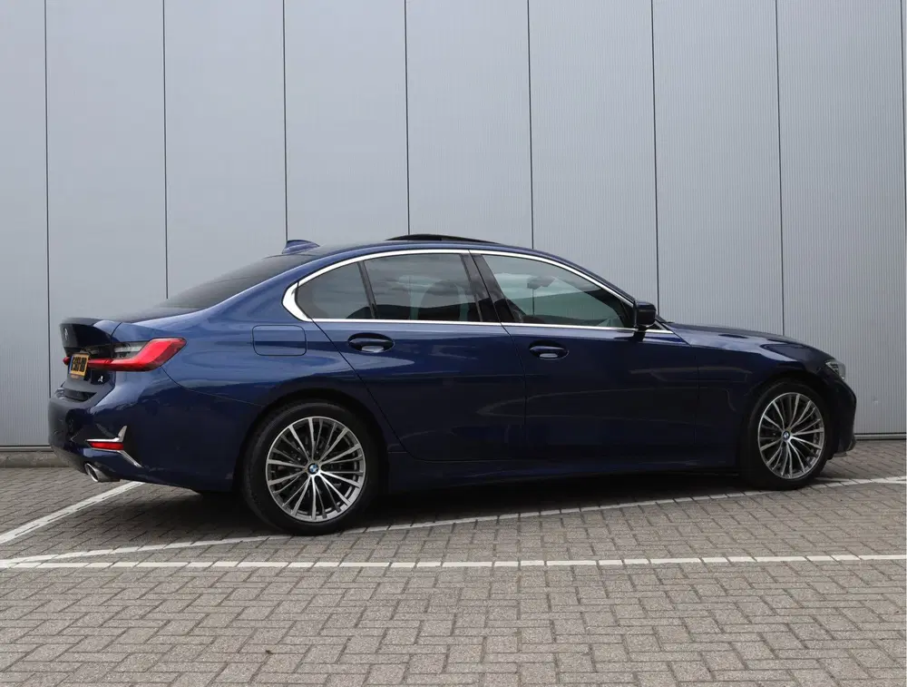 BMW 3-serie 320i High Executive Edition uit 2019, foto 5