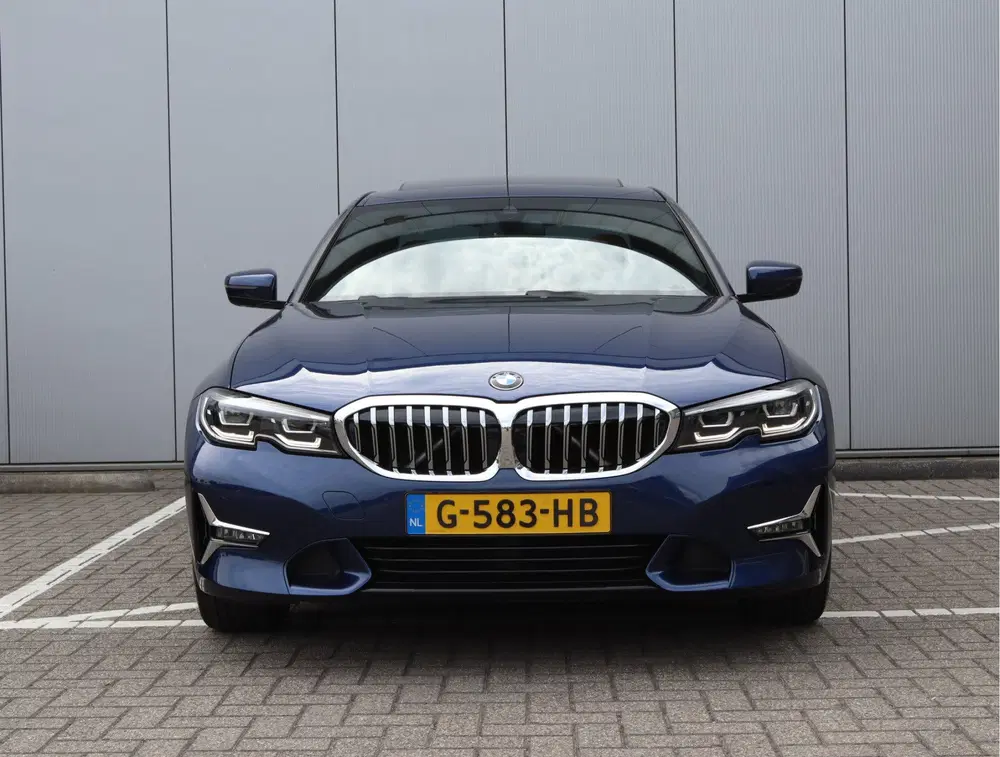 BMW 3-serie 320i High Executive Edition uit 2019, foto 6