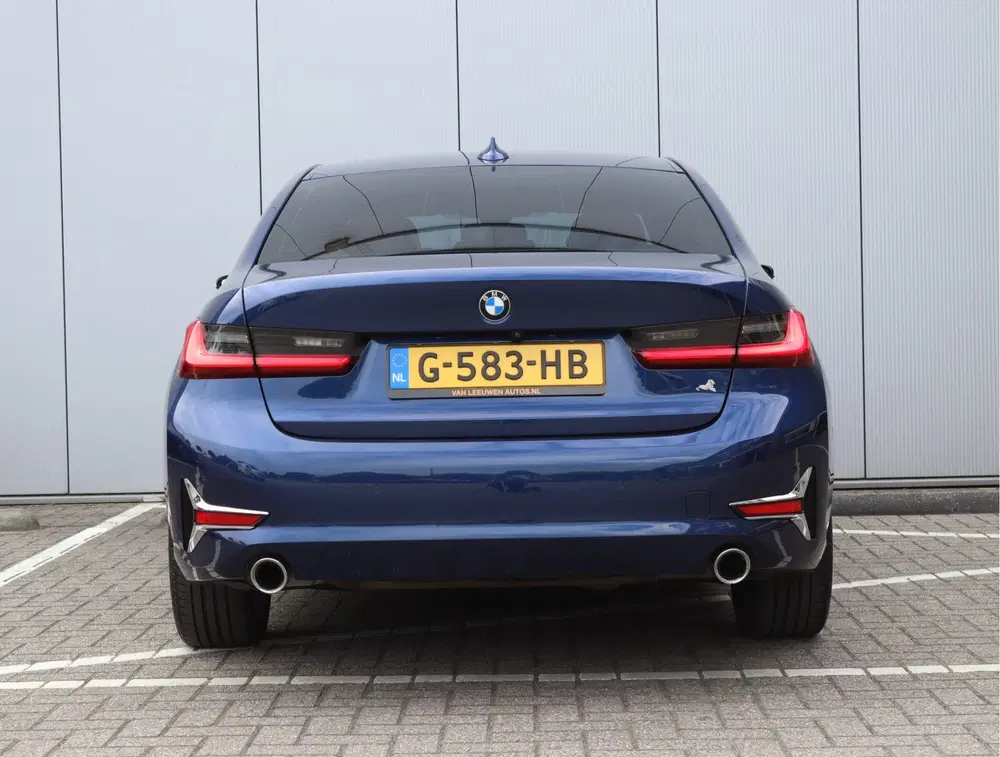 BMW 3-serie 320i High Executive Edition uit 2019, foto 7