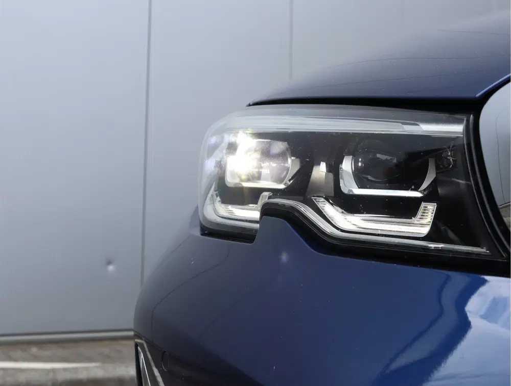 BMW 3-serie 320i High Executive Edition uit 2019, foto 8