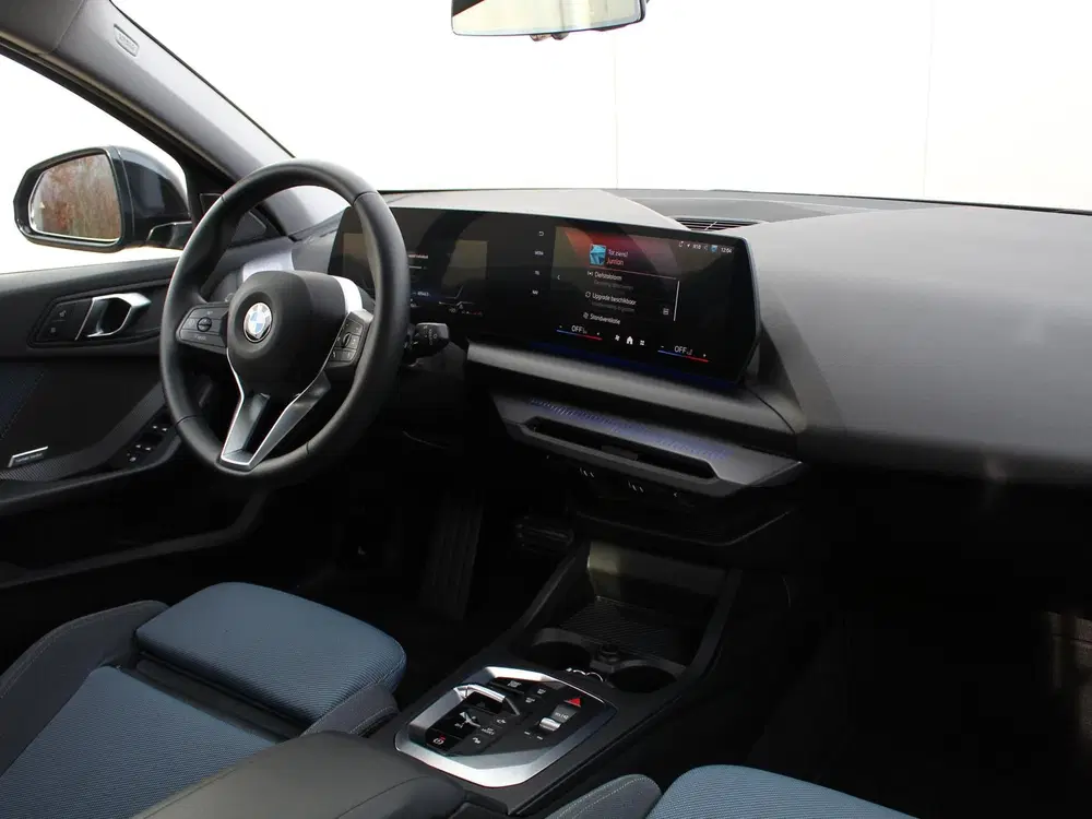 BMW 1-serie 120 uit 2024, foto 11