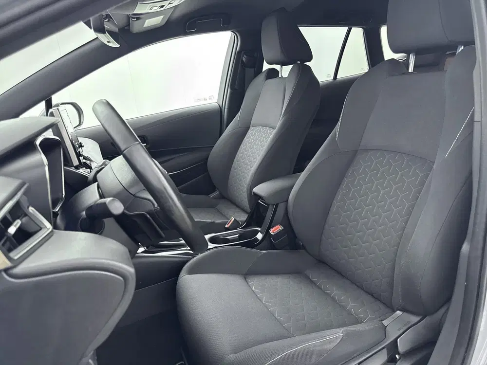 Toyota Corolla 2.0 Hybrid Style Limited uit 2019, foto 4