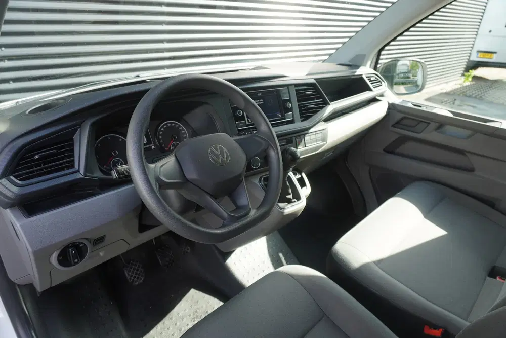 Volkswagen Transporter L2H1 110pk L2H1 Camera Apple Carplay uit 2024, foto 12