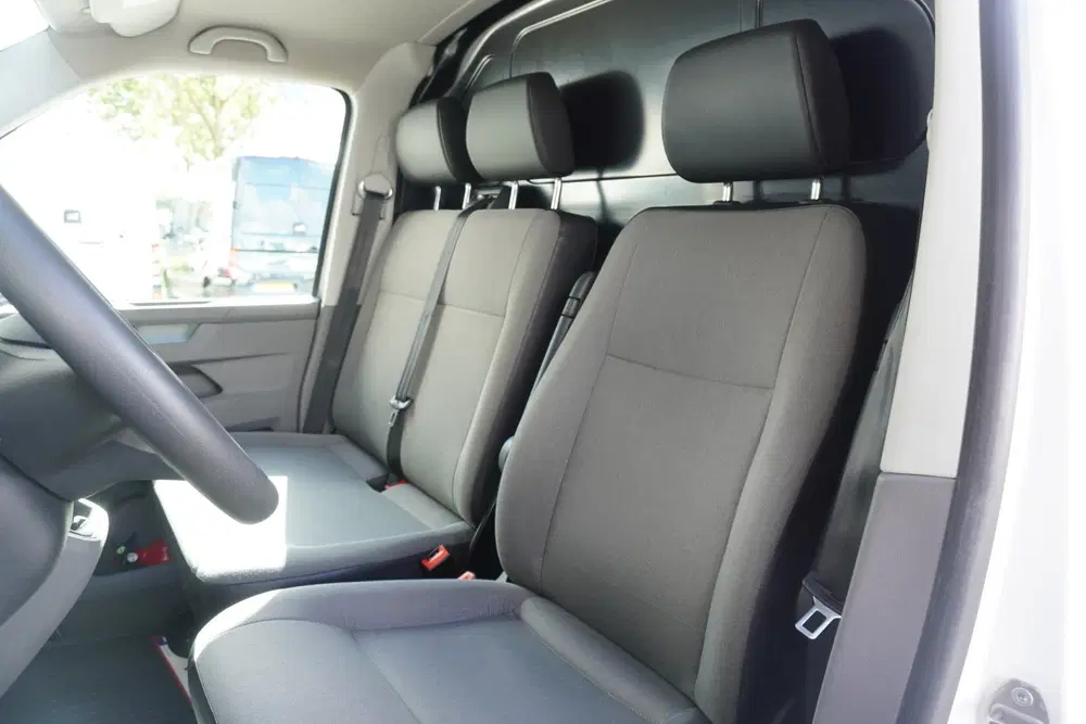 Volkswagen Transporter L2H1 110pk L2H1 Camera Apple Carplay uit 2024, foto 13