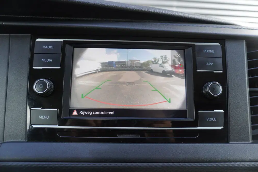 Volkswagen Transporter L2H1 110pk L2H1 Camera Apple Carplay uit 2024, foto 3