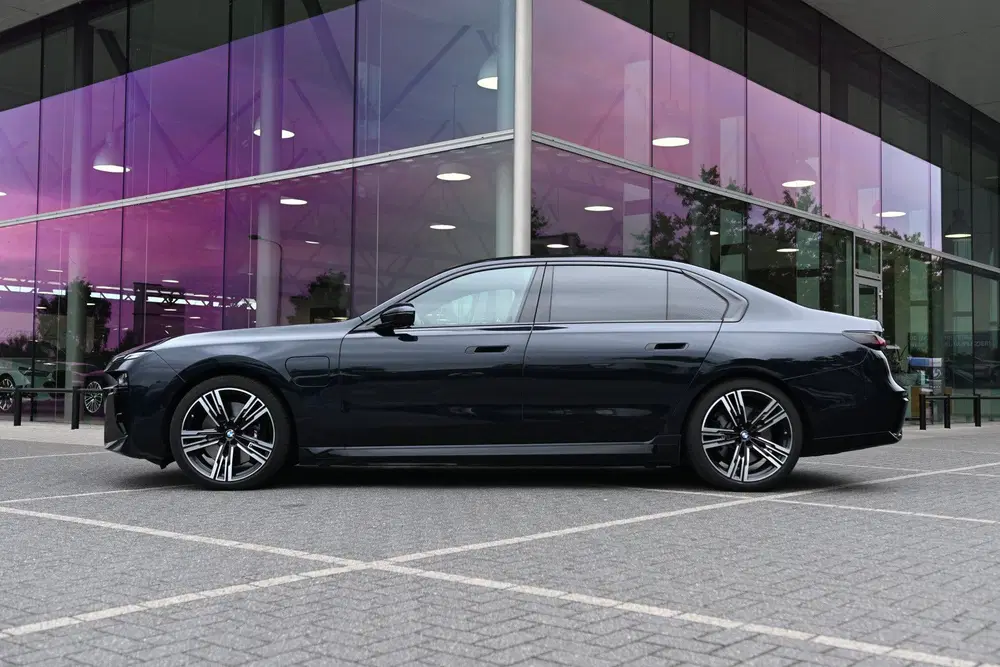 BMW 7-serie 750e xDrive M Sport Automaat uit 2024, foto 7