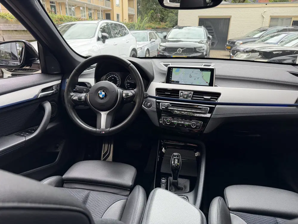 BMW X1 sDrive20i High Executive M sport Black edi uit 2019, foto 4